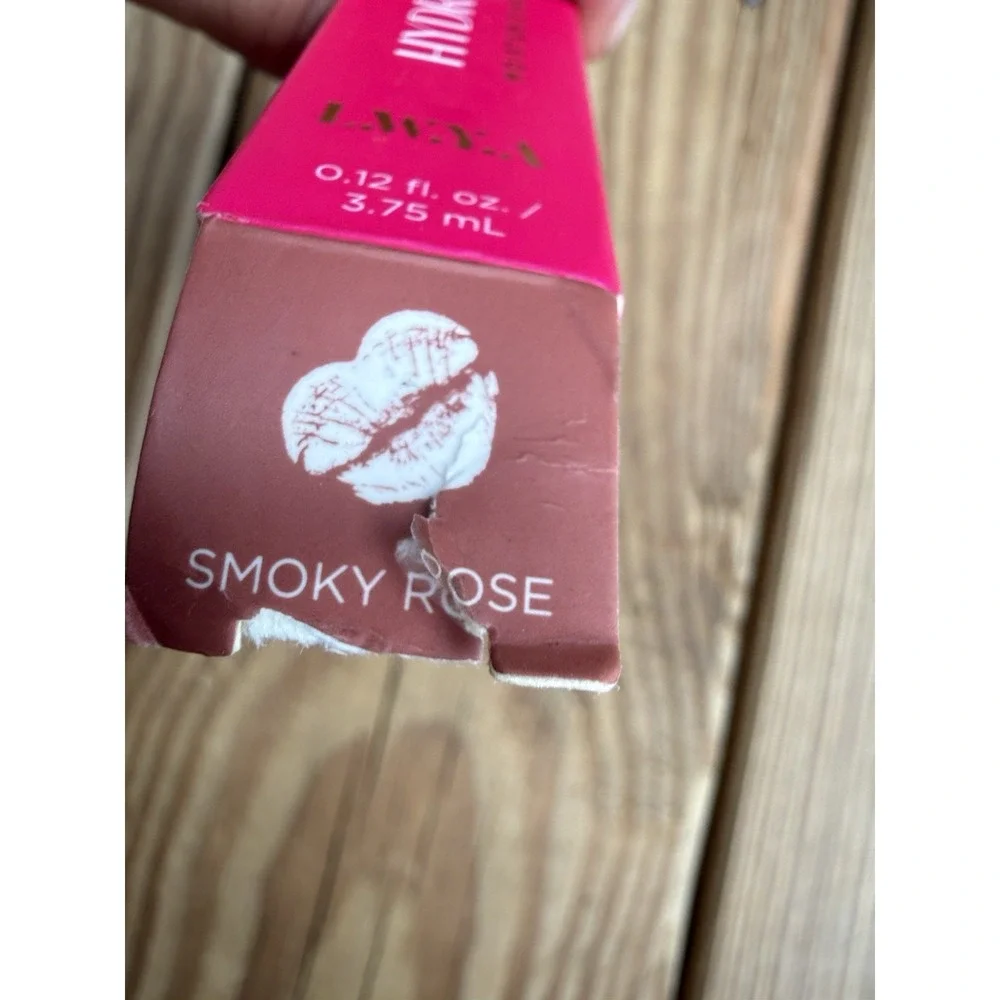 LWYA Hydra Kiss Moisturizing Lip Gloss Smoky Rose 0.12oz / 3.75ml – NEW